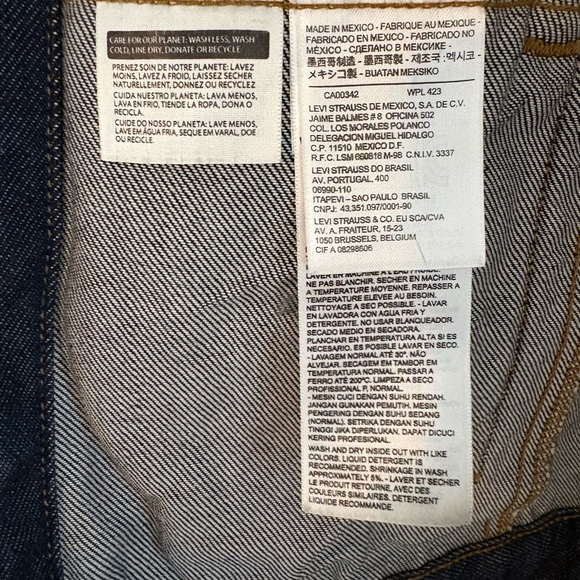 Levi's Dark Blue Denim Jacket - Picture 6 of 6
